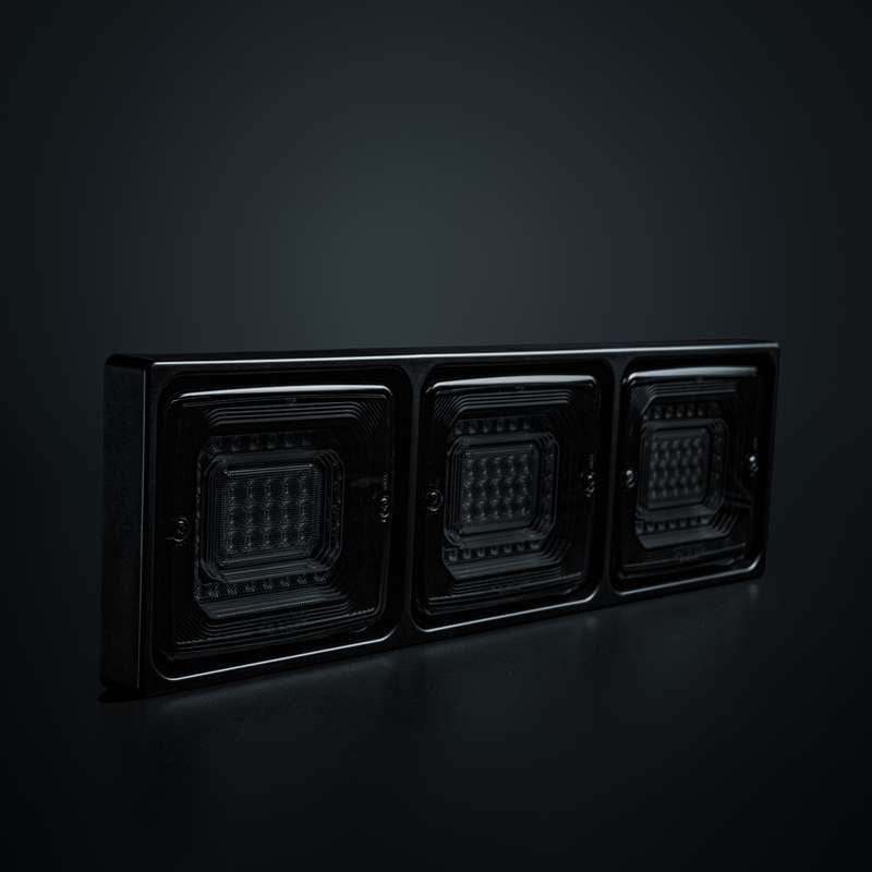 FOR9T ILLUSION INDICATOR LIGHT