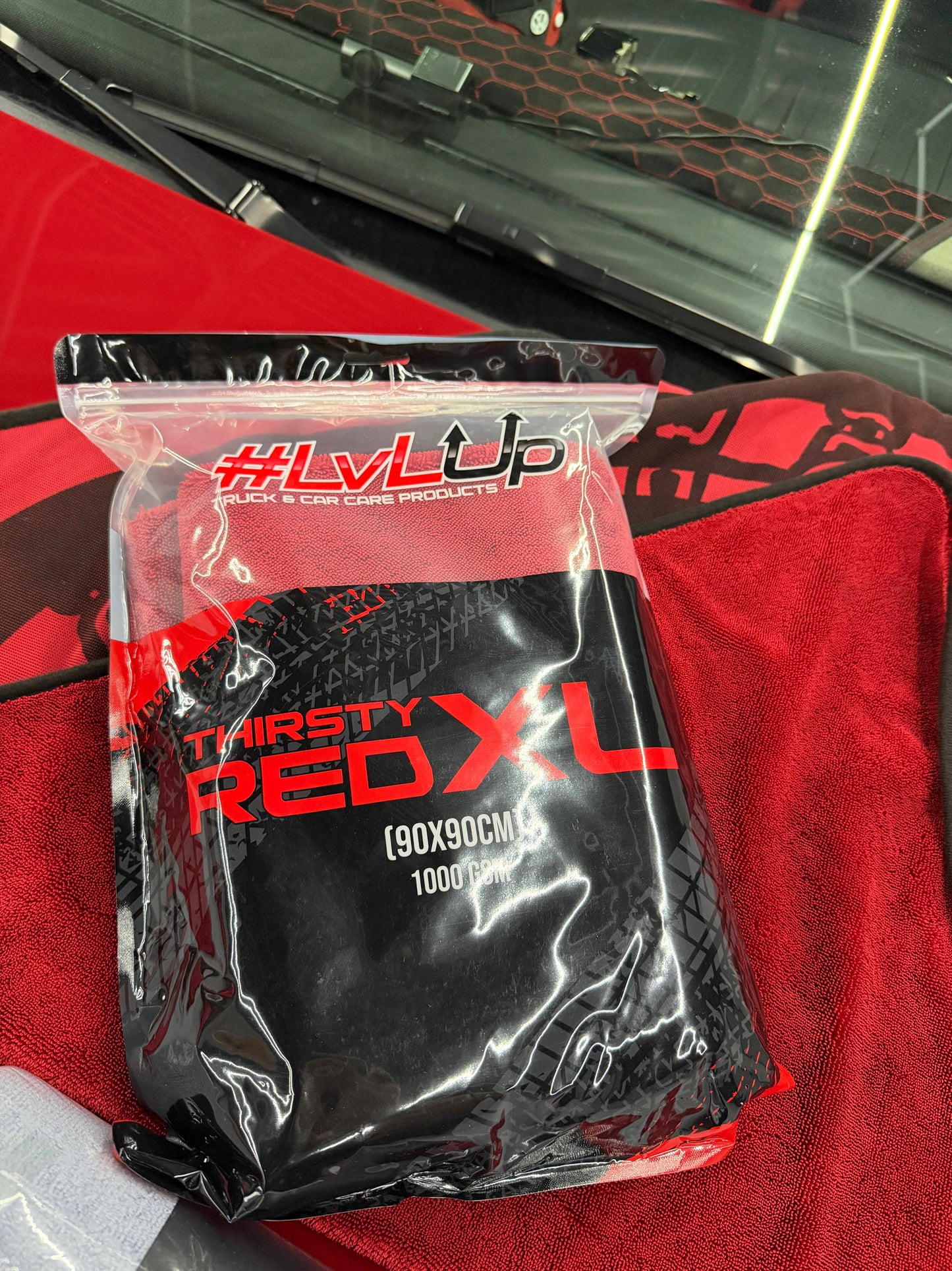 #Thirsthy RED XL 90 X 90 (1000GSM)